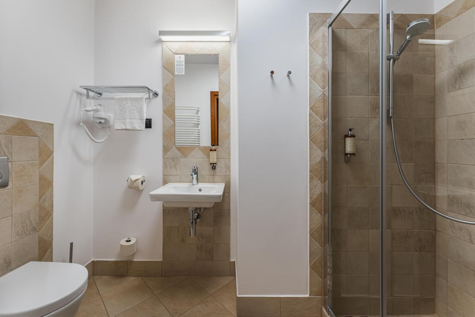 שצ'בניצה Hotel Batory חדר תמונה
